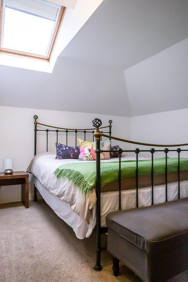 הייסטינגס Stylish Modern Mews House In Central St Leonards מראה חיצוני תמונה