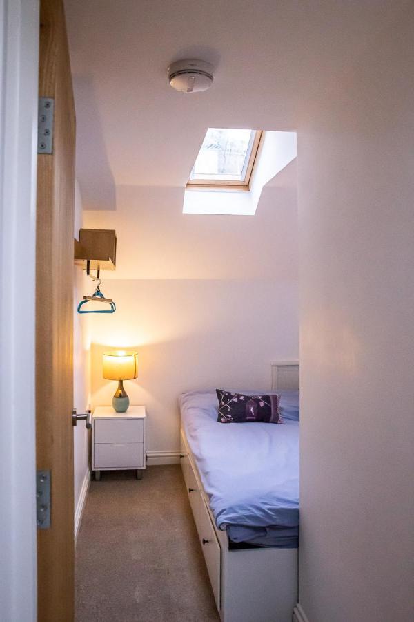 הייסטינגס Stylish Modern Mews House In Central St Leonards מראה חיצוני תמונה