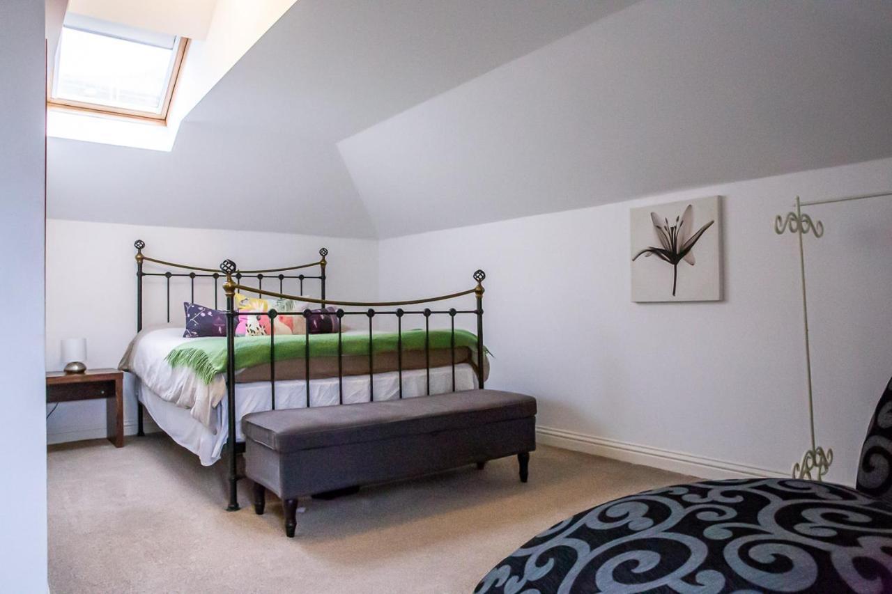 הייסטינגס Stylish Modern Mews House In Central St Leonards מראה חיצוני תמונה