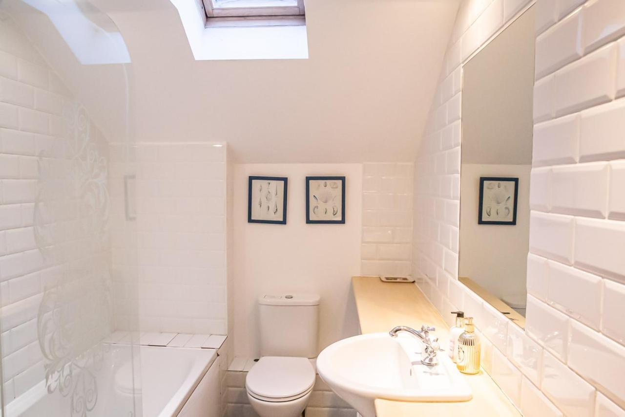 הייסטינגס Stylish Modern Mews House In Central St Leonards מראה חיצוני תמונה